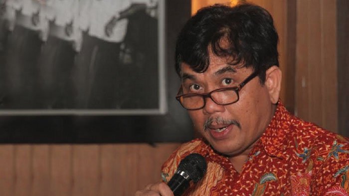 Suvei oh Survei: Antara Denny JA dan Litbang Kompas